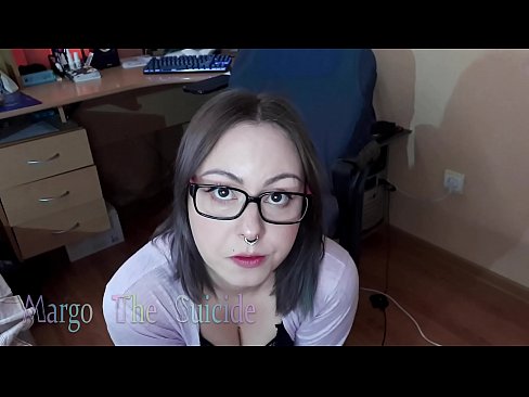 ❤️ Moza sexy con lentes chupa un consolador profundamente ante a cámara ❤ Sexo de calidade na pornografía gl.dreamypassionjourney.ru ☑