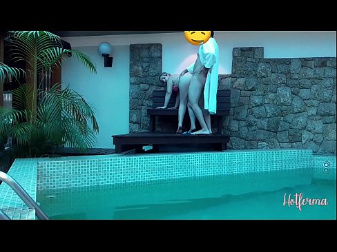 ❤️ O xefe invita a criada á piscina, pero non puido resistirse a un quente ❤ Sexo de calidade na pornografía gl.dreamypassionjourney.ru ☑